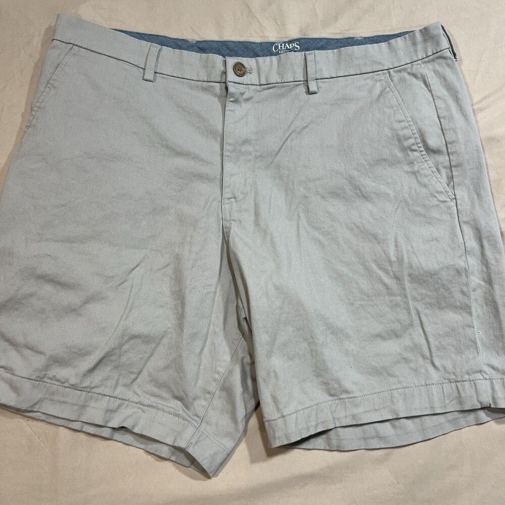 Chaps Men’s Gray Stretch Chino Shorts Size 38 Flat Front 9" Inseam